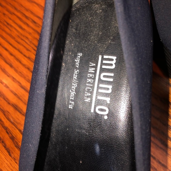 COPY - VINTAGE SIZE 7M MUNRO AMERICAN BLACK SHOES WITH SLIGHT HEEL AMAZING COND… - Picture 3 of 6